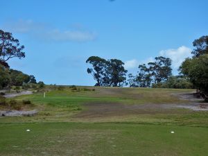 Kingston Heath 16th